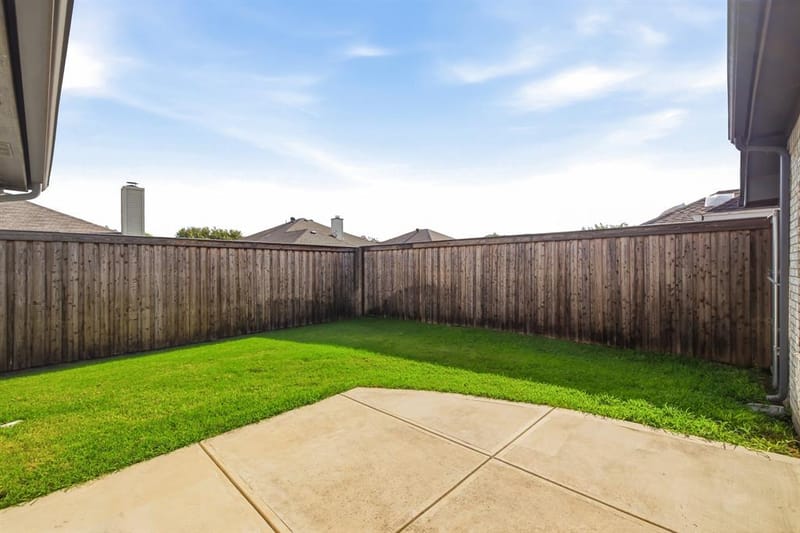 9101 Autumn Falls Drive, Fort Worth TX 76118 - Photo 33