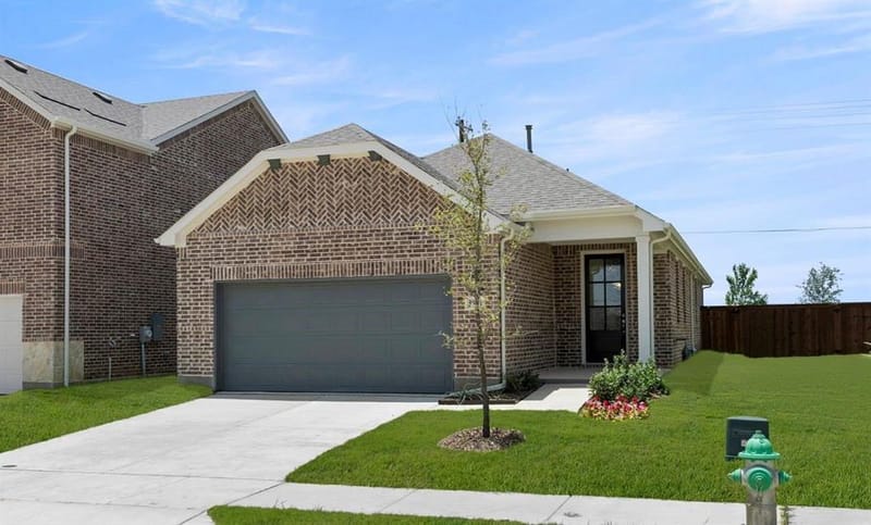 5941 Laurel Lake Lane, Pilot Point TX 76258 - Photo 2