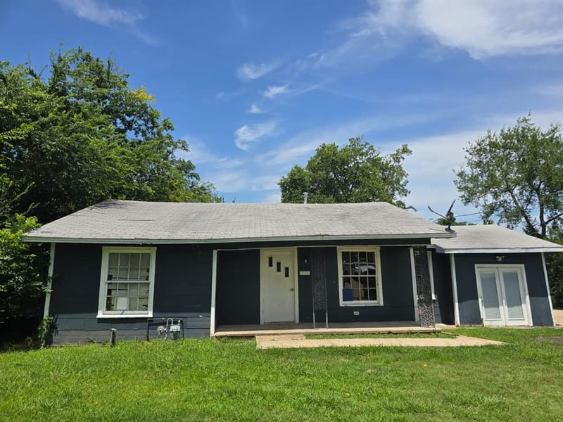 1021 Mulberry Street, Sulphur Springs TX 75482 - Photo 3