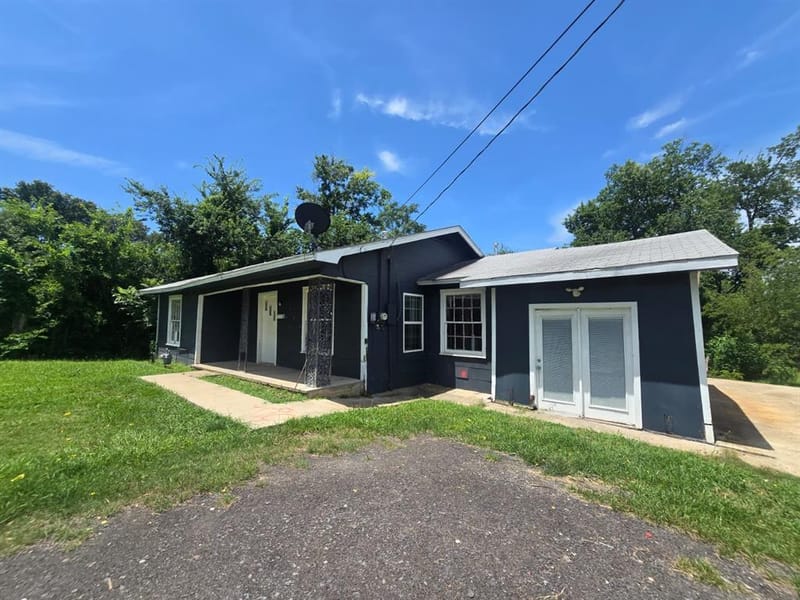 1021 Mulberry Street, Sulphur Springs TX 75482 - Photo 4
