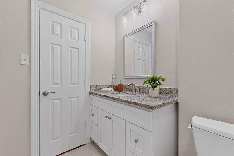 2802 Green Oaks Drive, Garland TX 75040 - Photo 20
