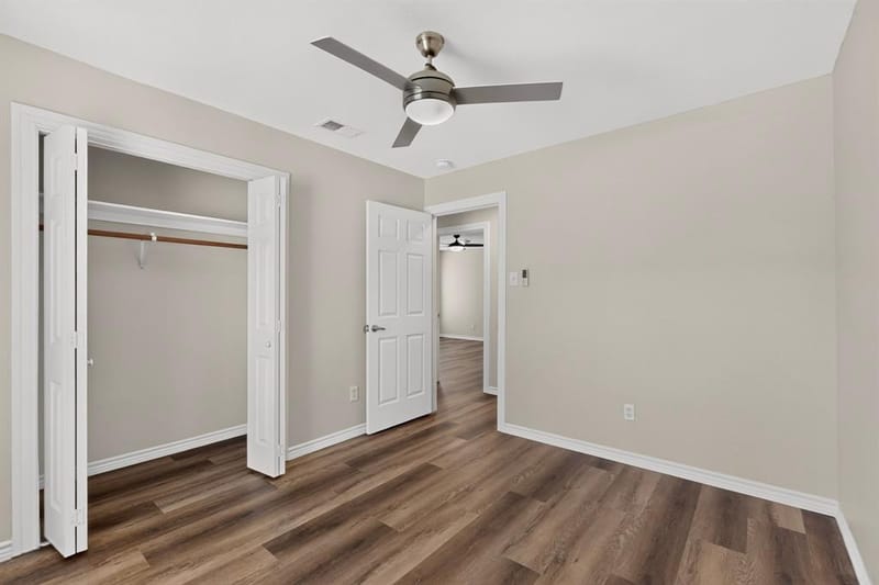 2802 Green Oaks Drive, Garland TX 75040 - Photo 30