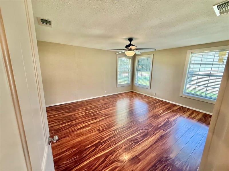 417 Putman Street, Sulphur Springs TX 75482 - Photo 3