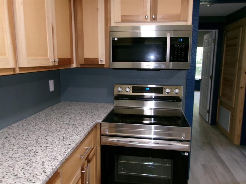 419 W Evans Avenue, Bonham TX 75418 - Photo 26
