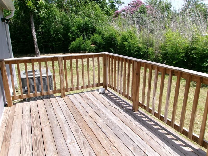 419 W Evans Avenue, Bonham TX 75418 - Photo 32