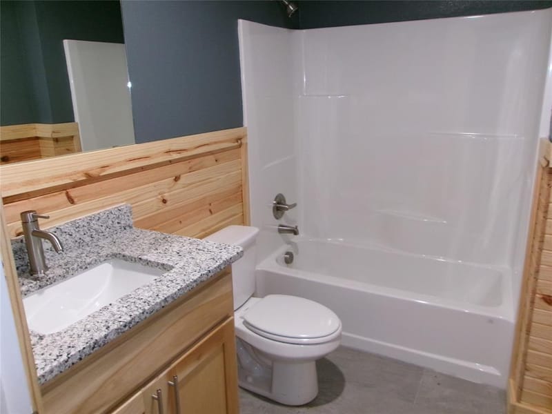 419 W Evans Avenue, Bonham TX 75418 - Photo 10