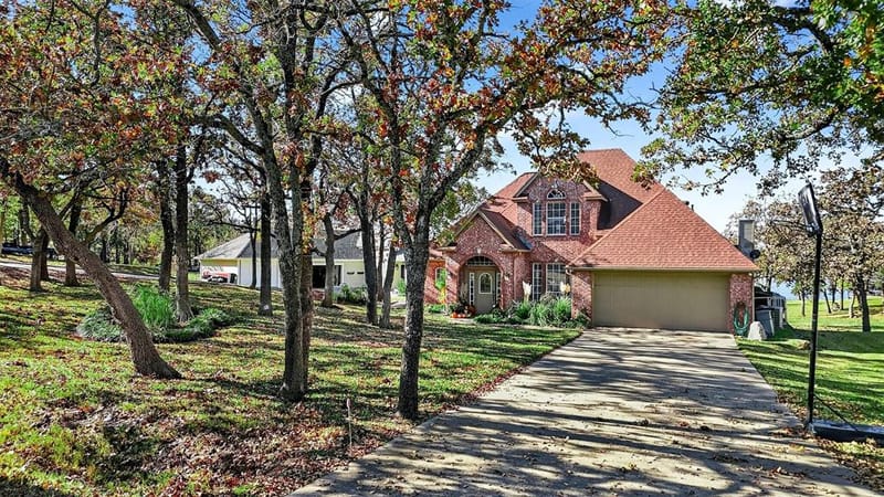 100 Mohawk Cove, Lake Kiowa TX 76240 - Photo 27