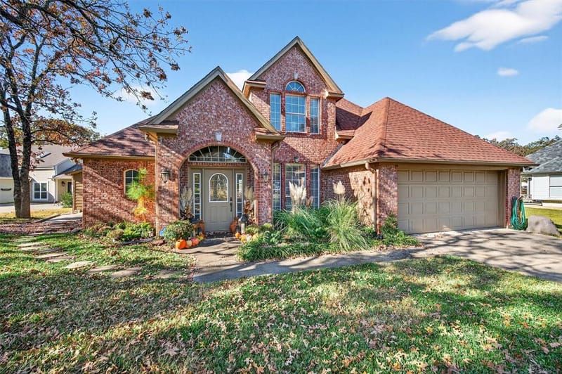 100 Mohawk Cove, Lake Kiowa TX 76240 - Photo 5
