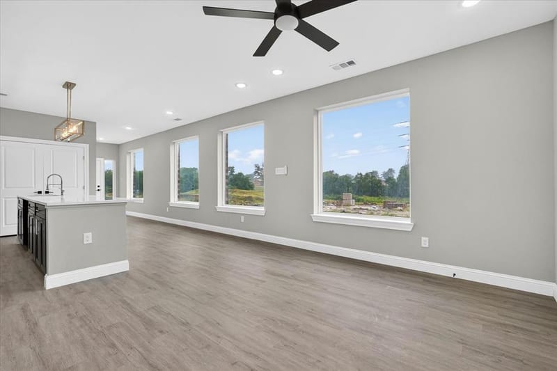 808 Premier, Grand Prairie TX 75051 - Photo 8
