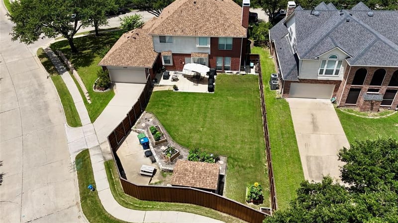 5900 Avocet Way, The Colony TX 75056 - Photo 2