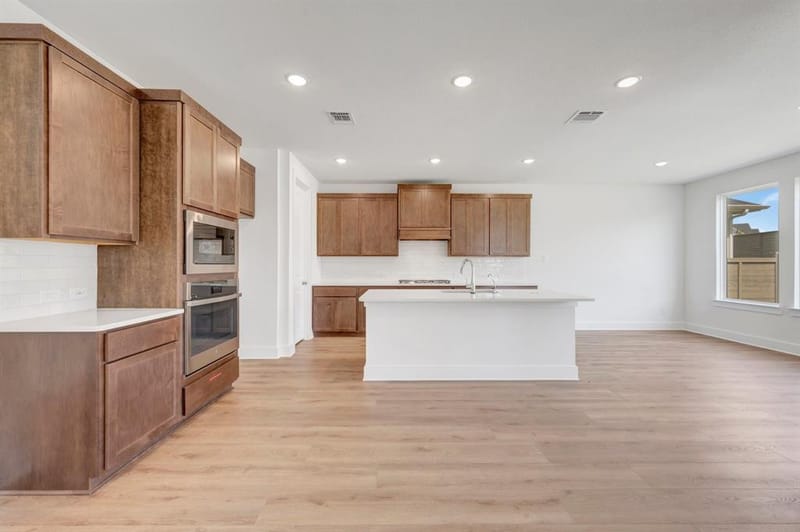 11744 Edgewood Drive, Justin TX 76247 - Photo 6