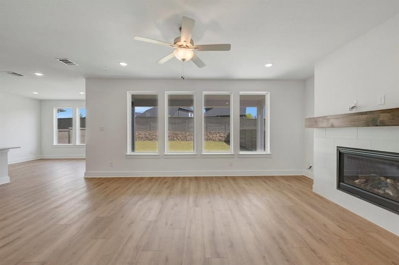 11744 Edgewood Drive, Justin TX 76247 - Photo 12