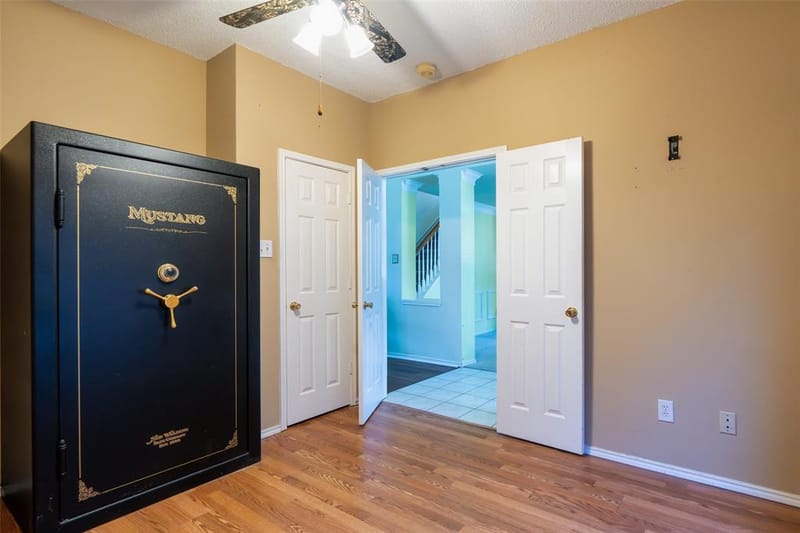 726 Spring Mills Road, Mesquite TX 75181 - Photo 22