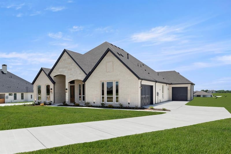 9908 Buckingham Court, Mesquite TX 75126 - Photo 2