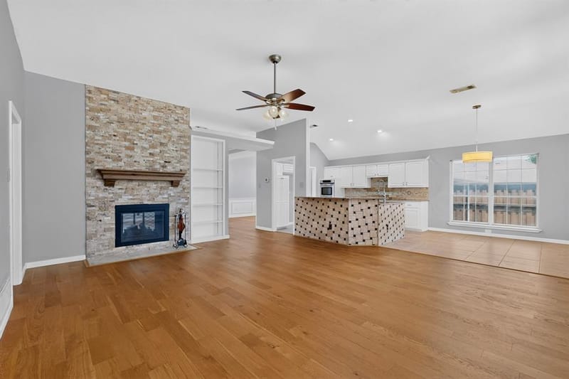 712 Regalwood Drive, DeSoto TX 75115 - Photo 8