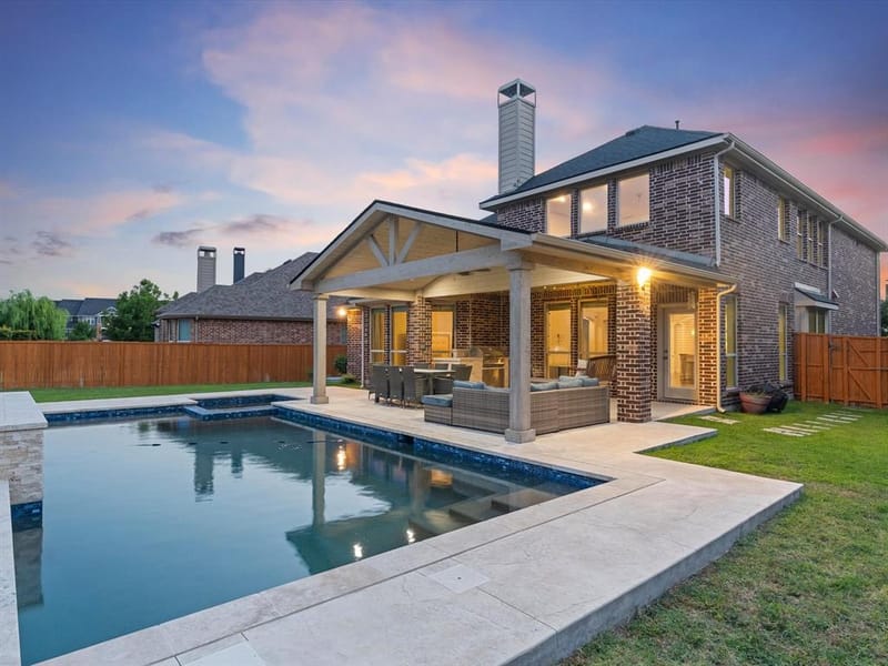 817 Winehart Street, Lewisville TX 75056 - Photo 3