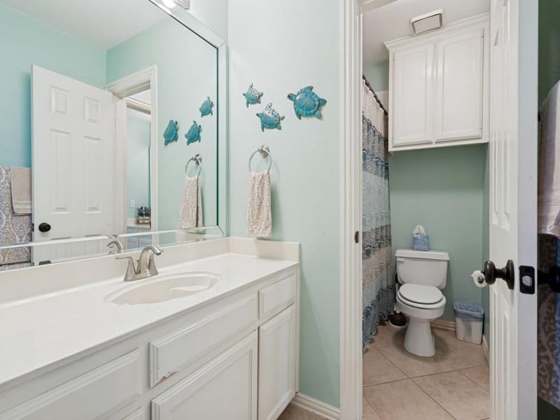 9502 Valley Lake Lane, Irving TX 75063 - Photo 22