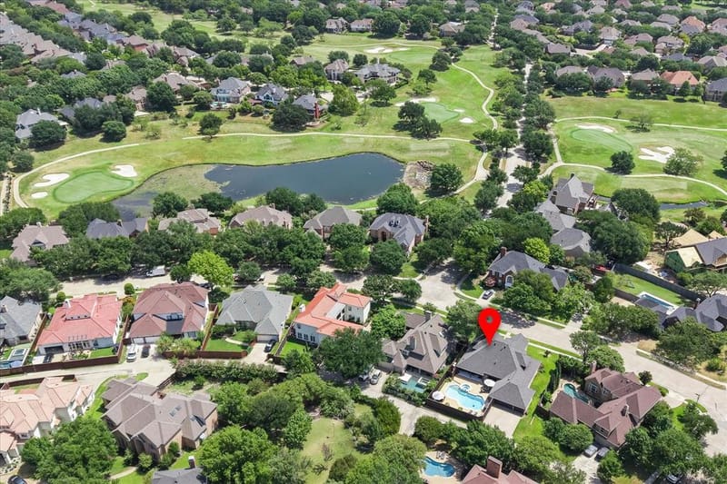 2121 Clearspring Drive S, Irving TX 75063 - Photo 39