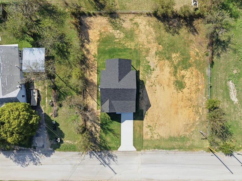 414 E Belknap Street, Jacksboro TX 76458 - Photo 27