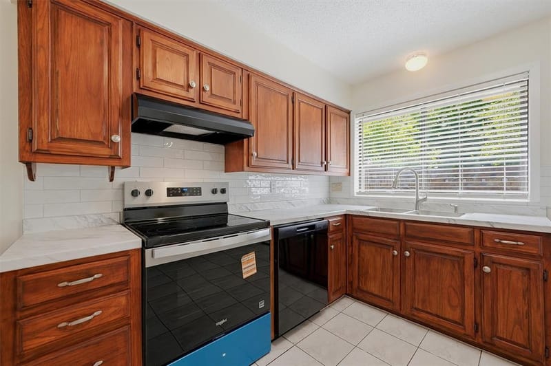 3110 Normandy Drive, Sherman TX 75090 - Photo 12