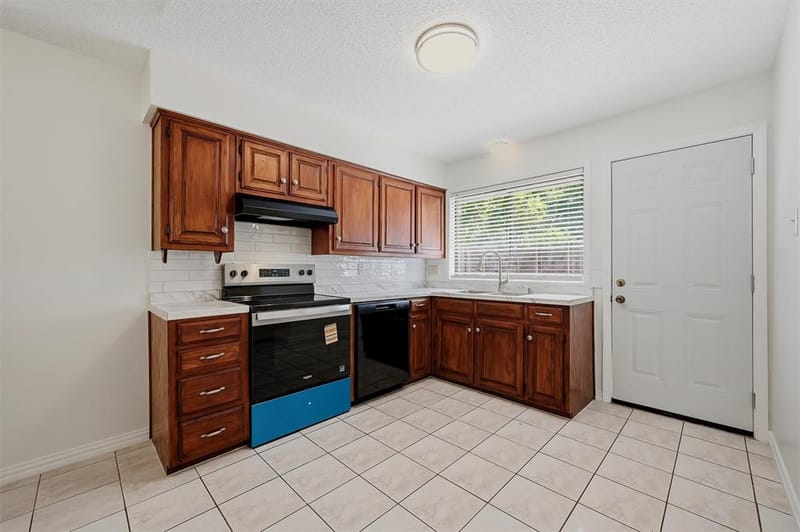 3110 Normandy Drive, Sherman TX 75090 - Photo 10