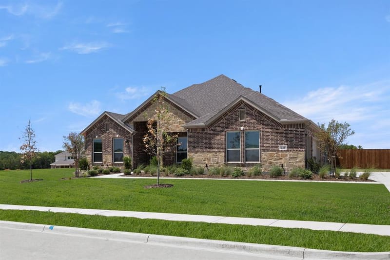 221 Penrose Drive, Ovilla TX 75154 - Photo 2