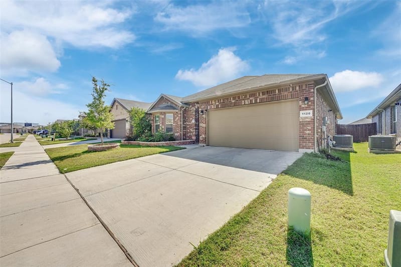 1120 Gillespie Drive, Fort Worth TX 76247 - Photo 25