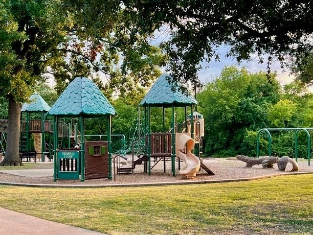 600 Westwood Drive, Richardson TX 75080 - Photo 36