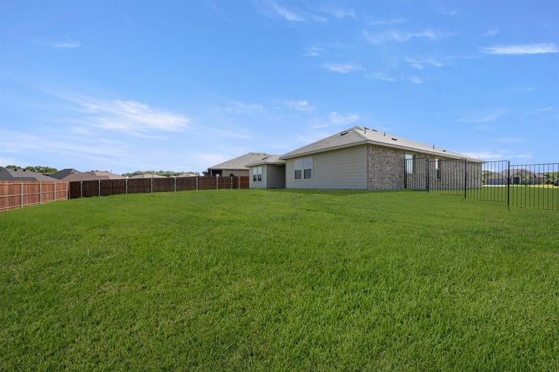 2637 River Bank Drive, Burleson TX 76028 - Photo 25