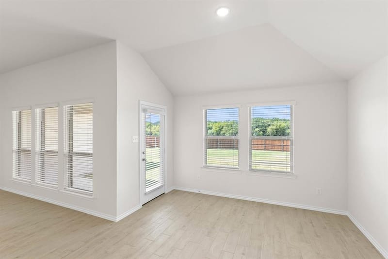 2613 River Bank Drive, Burleson TX 76028 - Photo 16