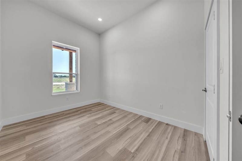7701 Kenleigh Lane, Rio Vista TX 76093 - Photo 11