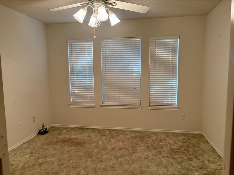 570 N Center, Blossom TX 75416 - Photo 14