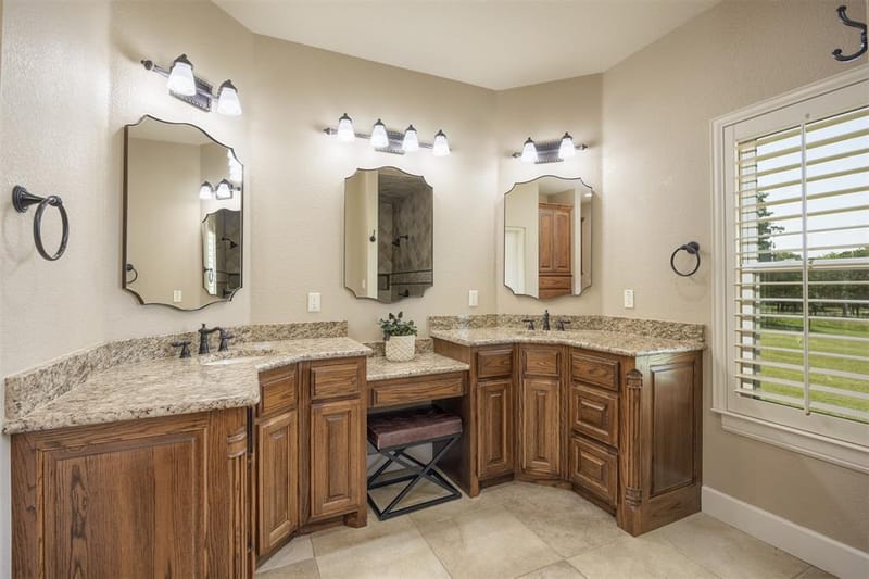 1131 Harvey Lane, Denison TX 75020 - Photo 11