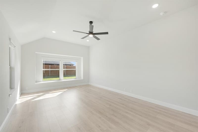 125 Ponce De Leon Drive, Granbury TX 76048 - Photo 16