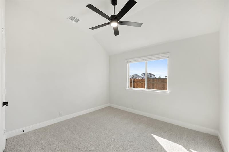 125 Ponce De Leon Drive, Granbury TX 76048 - Photo 22