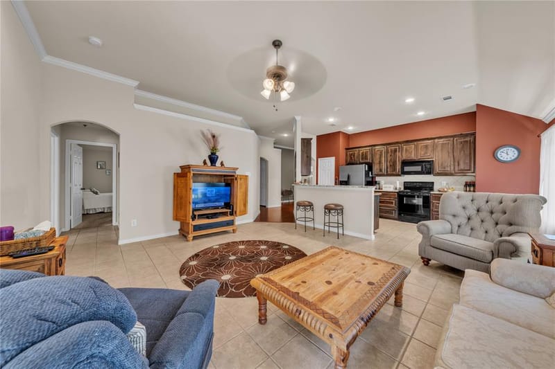 1321 Lauren Lane, Granbury TX 76048 - Photo 4