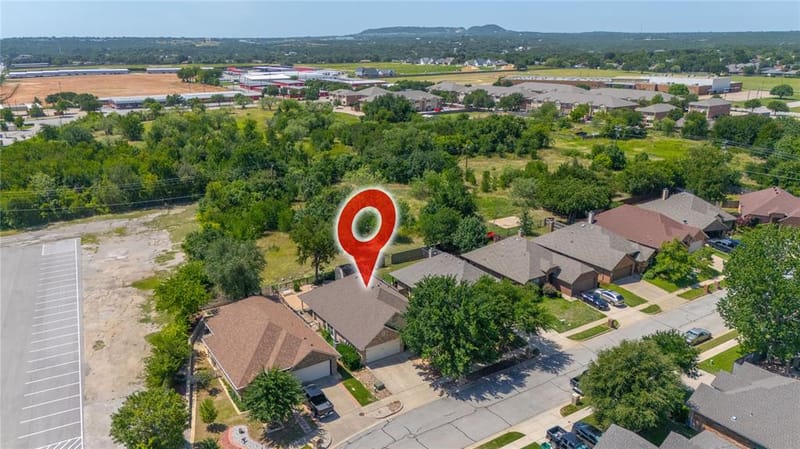 1321 Lauren Lane, Granbury TX 76048 - Photo 8