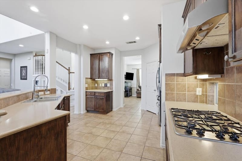 2808 N Camino Lagos, Grand Prairie TX 75054 - Photo 18