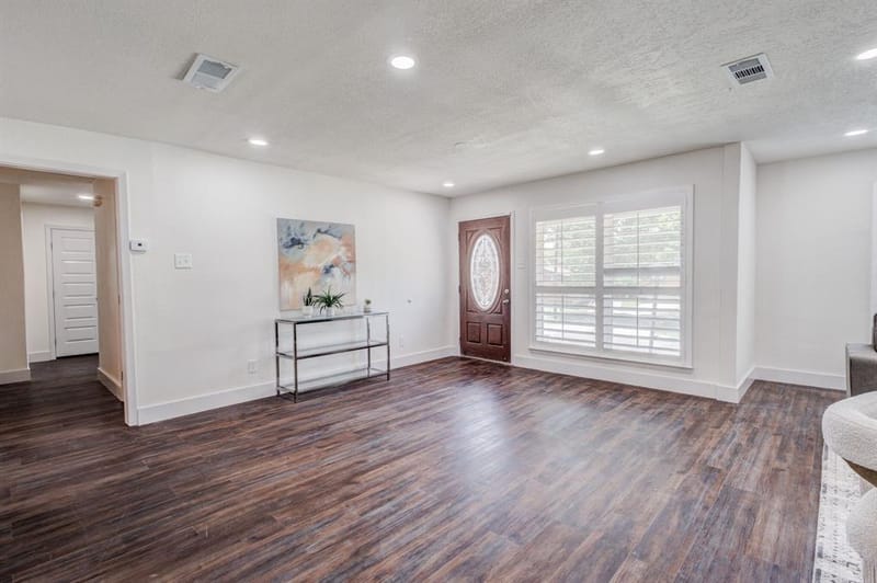 7816 Claremont Drive, Dallas TX 75228 - Photo 6
