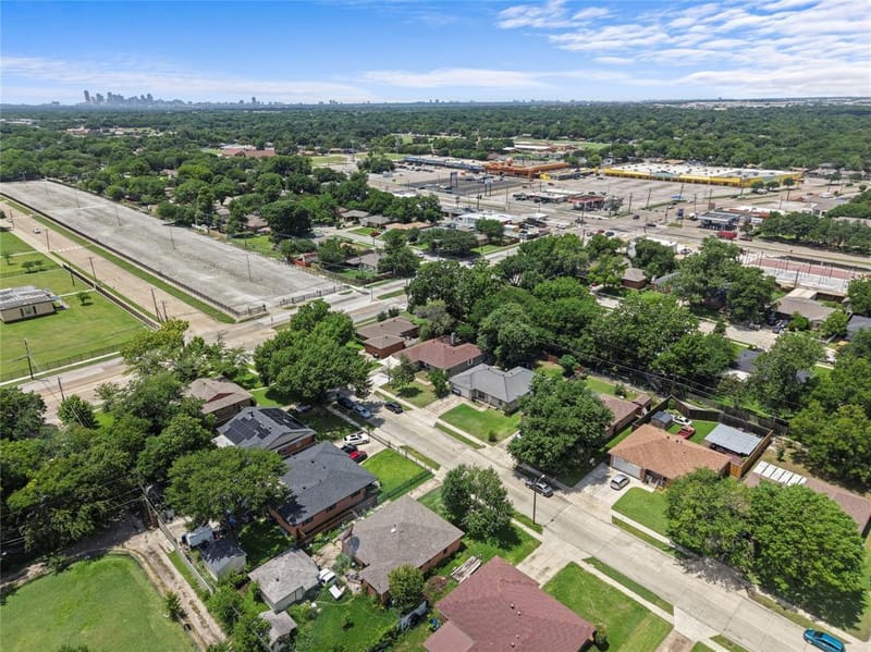 9209 Palisade Drive, Dallas TX 75217 - Photo 33