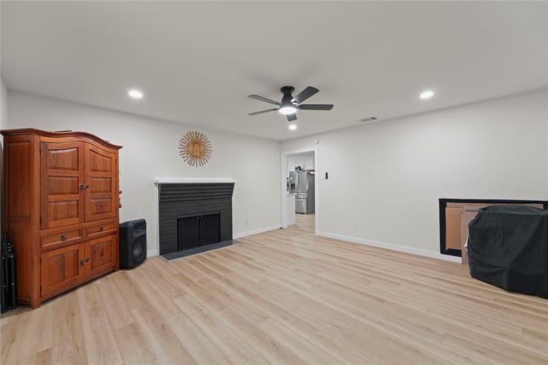 9209 Palisade Drive, Dallas TX 75217 - Photo 14