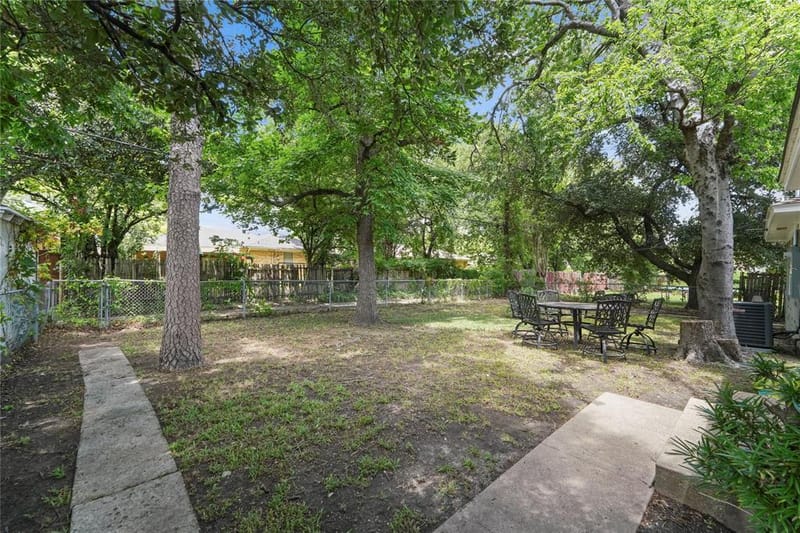9209 Palisade Drive, Dallas TX 75217 - Photo 31