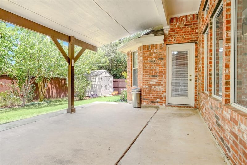 3401 Ledbetter Court, Arlington TX 76001 - Photo 17