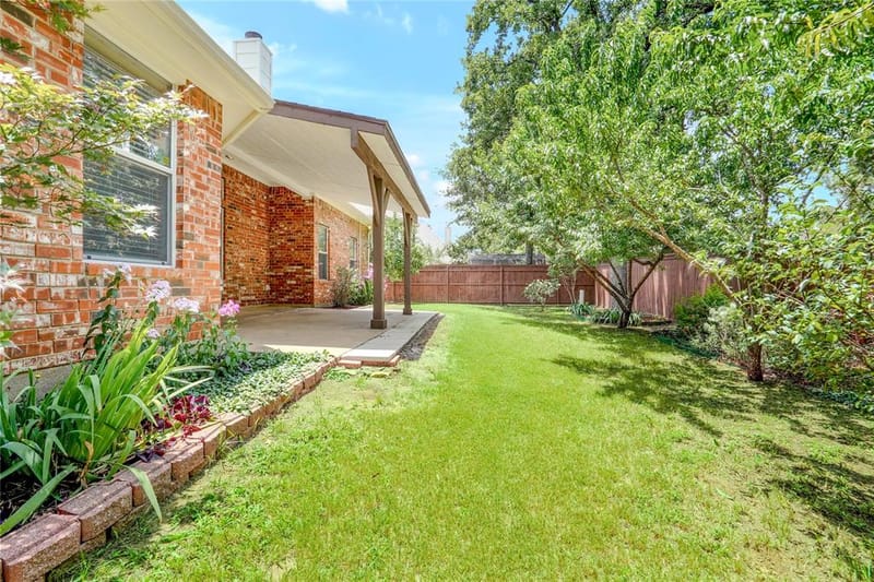 3401 Ledbetter Court, Arlington TX 76001 - Photo 18