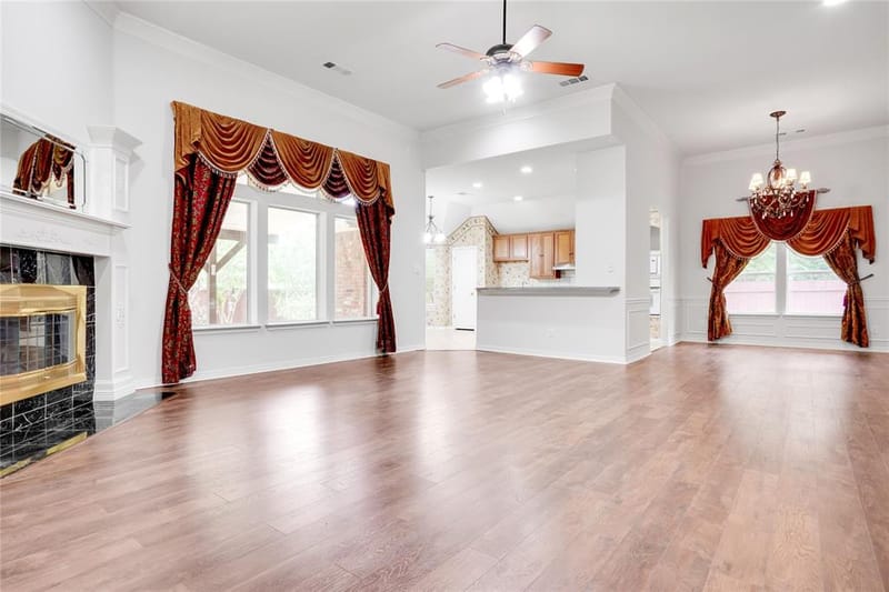 3401 Ledbetter Court, Arlington TX 76001 - Photo 4