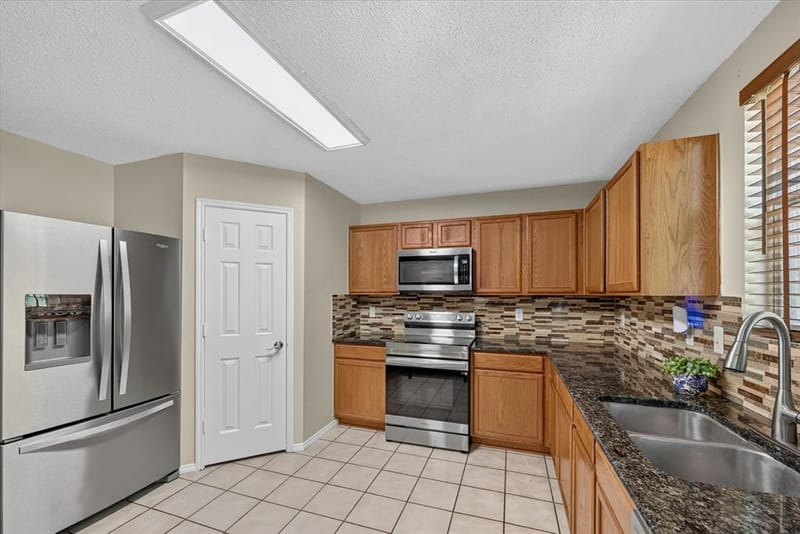 16520 Red River Lane, Fort Worth TX 76247 - Photo 7