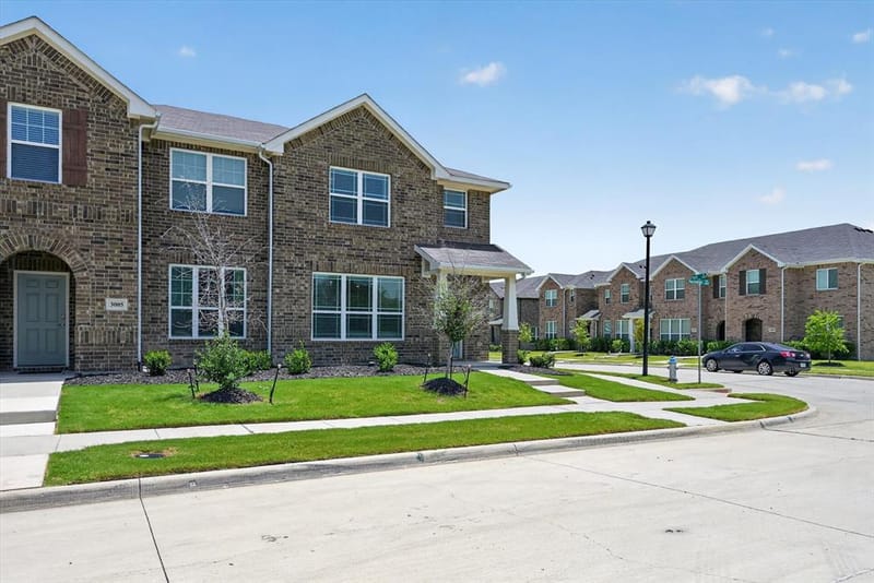 3001 Percheron Drive, Mesquite TX 75150 - Photo 7