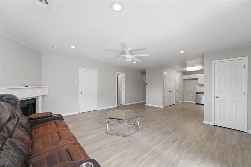 3607 Pinebrook Drive, Dallas TX 75241 - Photo 9