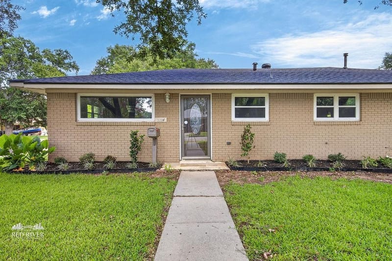 2214 Wakefield Avenue, Bossier City LA 71111 - Photo 2