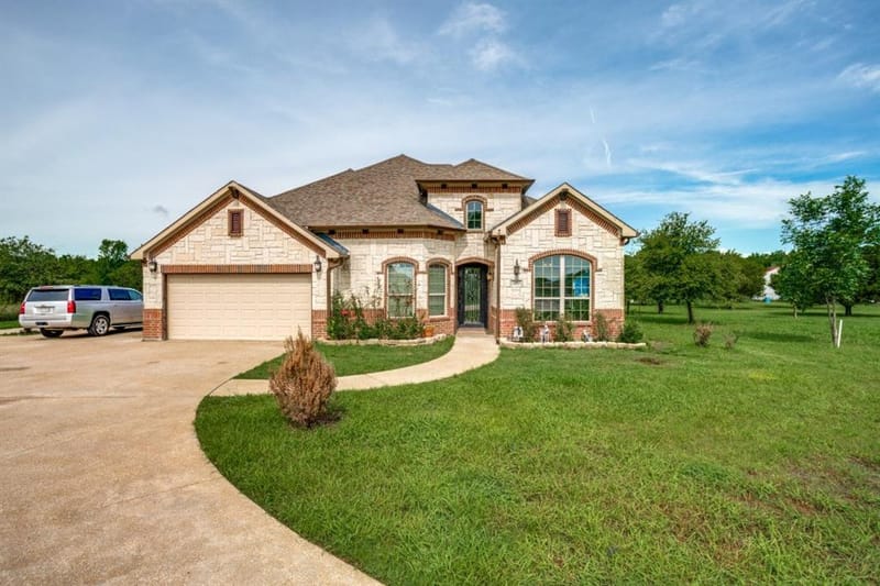 1953 S Sky Meadows Drive, Caddo Mills TX 75135 - Photo 2